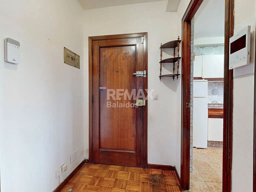Piso de 2 habitaciones en Vigo en venta con garaje - 204.000 € (Ref: 9683967)