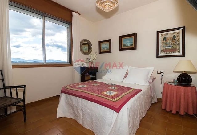 5 soveværelse Villa til salg i As Neves med swimmingpool garage - € 295.000 (Ref: 9683969)