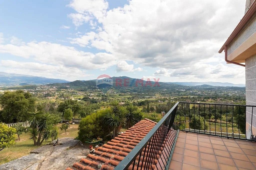 5 soveværelse Villa til salg i As Neves med swimmingpool garage - € 295.000 (Ref: 9683969)