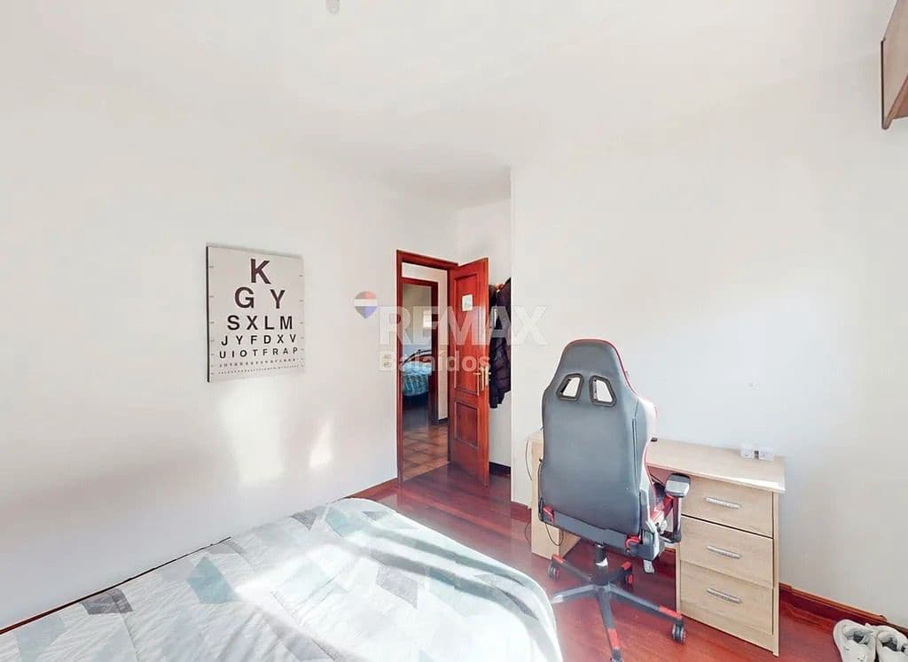 9 bedroom Villa for sale in Baiona with garage - € 420,000 (Ref: 9683972)