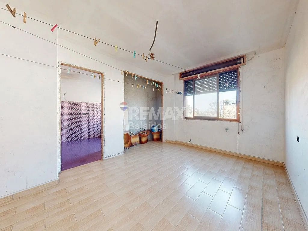 9 bedroom Villa for sale in Baiona with garage - € 420,000 (Ref: 9683972)