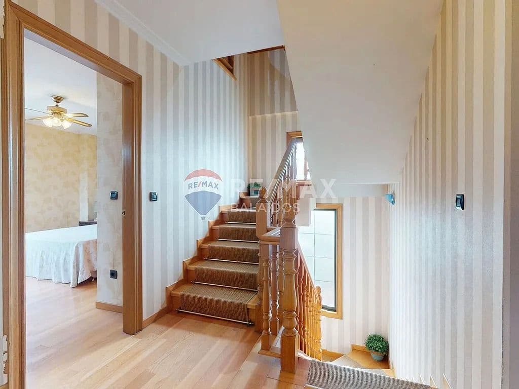 5 soveværelse Villa til salg i Vigo med garage - € 650.000 (Ref: 9683974)