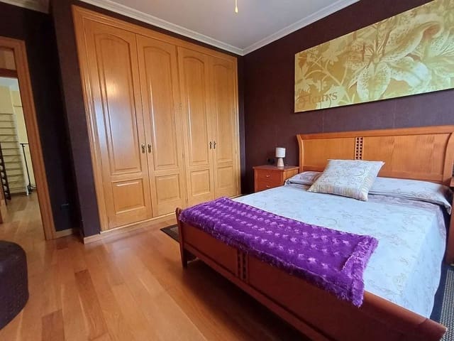 5 soveværelse Villa til salg i Vigo med garage - € 650.000 (Ref: 9683974)