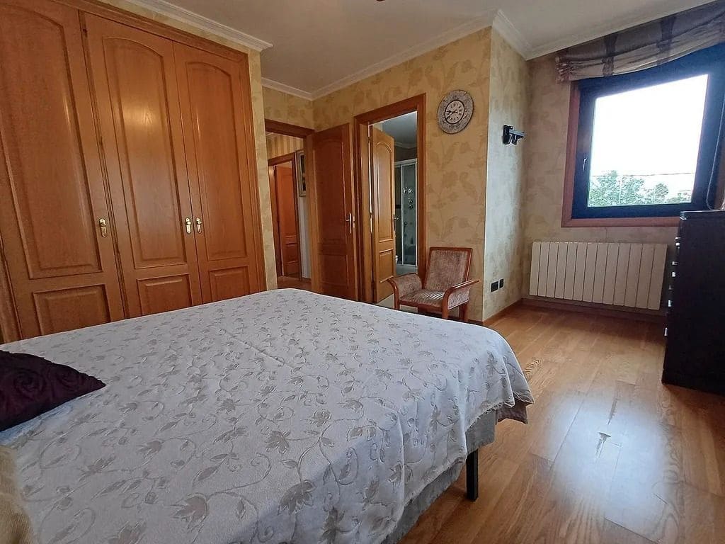5 soveværelse Villa til salg i Vigo med garage - € 650.000 (Ref: 9683974)