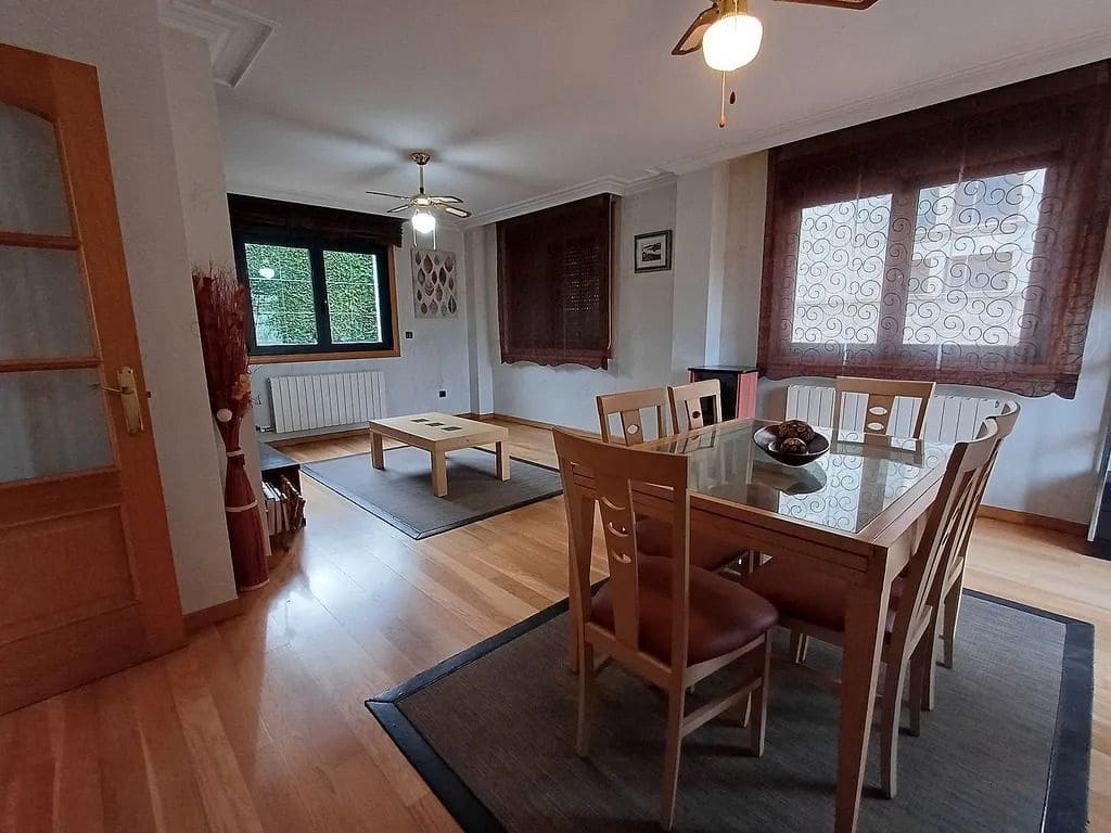 5 soveværelse Villa til salg i Vigo med garage - € 650.000 (Ref: 9683974)