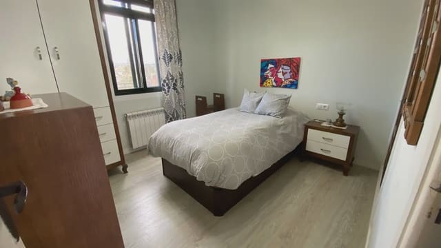 3 camera da letto Casa in vendita in Tui con garage - 250.000 € (Rif: 9683979)