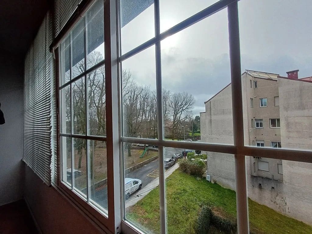 2 bedroom Apartment for sale in A Caniza - € 99,000 (Ref: 9683980)