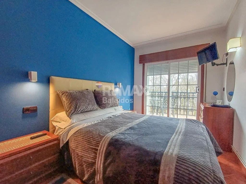 9 bedroom Apartment for sale in A Caniza with garage - € 449,000 (Ref: 9683982)