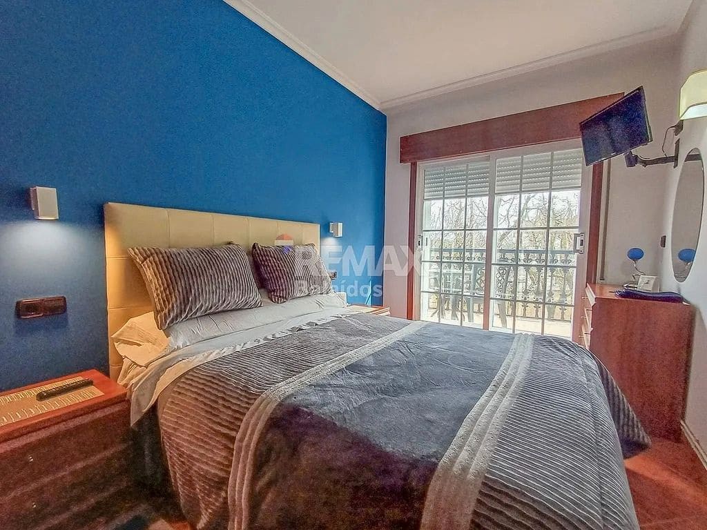 9 bedroom Apartment for sale in A Caniza with garage - € 449,000 (Ref: 9683982)