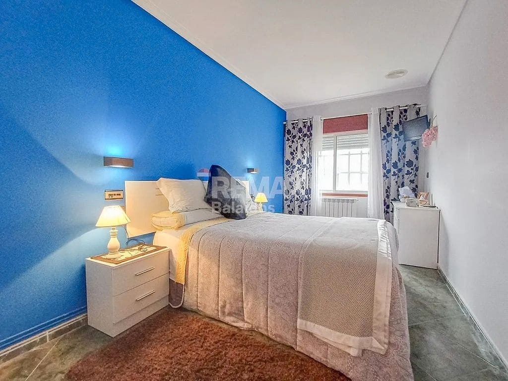 9 bedroom Apartment for sale in A Caniza with garage - € 449,000 (Ref: 9683982)