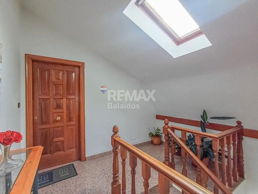 9 bedroom Apartment for sale in A Caniza with garage - € 449,000 (Ref: 9683982)