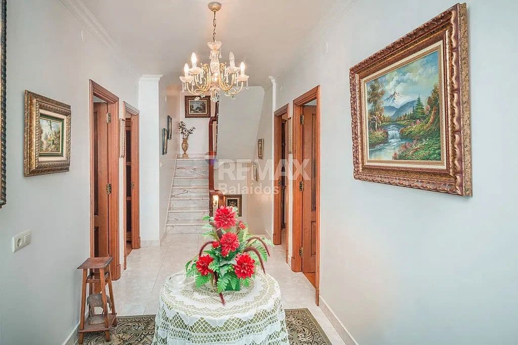 7 slaapkamer Finca/Landhuis te koop in A Pobra do Caraminal met garage - € 340.000 (Ref: 9683984)