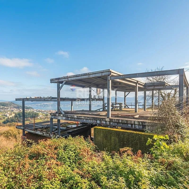 4 soveværelse Villa til salg i Vilaboa med garage - € 165.000 (Ref: 9683987)