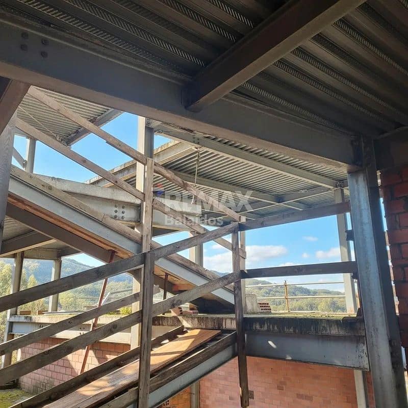 4 soveværelse Villa til salg i Vilaboa med garage - € 165.000 (Ref: 9683987)