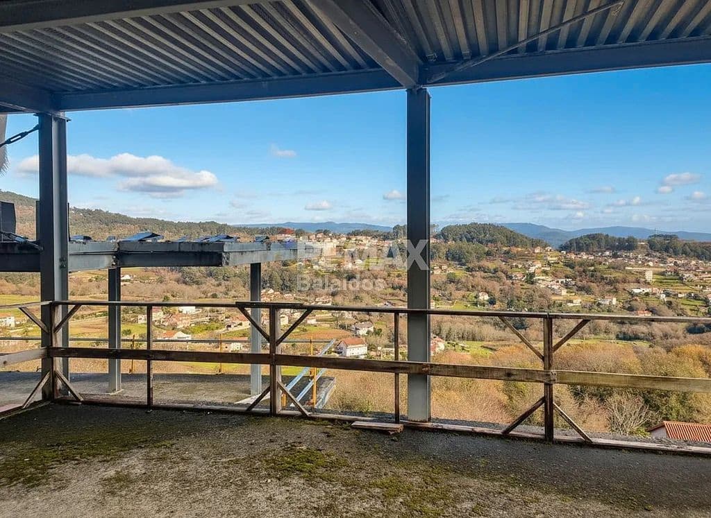 4 soveværelse Villa til salg i Vilaboa med garage - € 165.000 (Ref: 9683987)