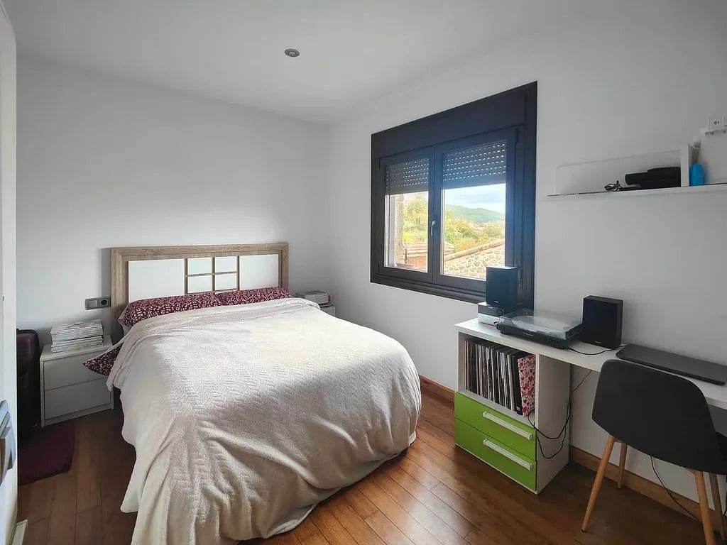 4 bedroom Villa for sale in Baiona with pool garage - € 430,000 (Ref: 9683988)