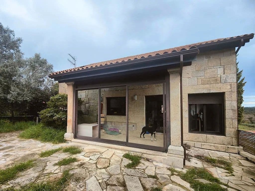 4 bedroom Villa for sale in Baiona with pool garage - € 430,000 (Ref: 9683988)