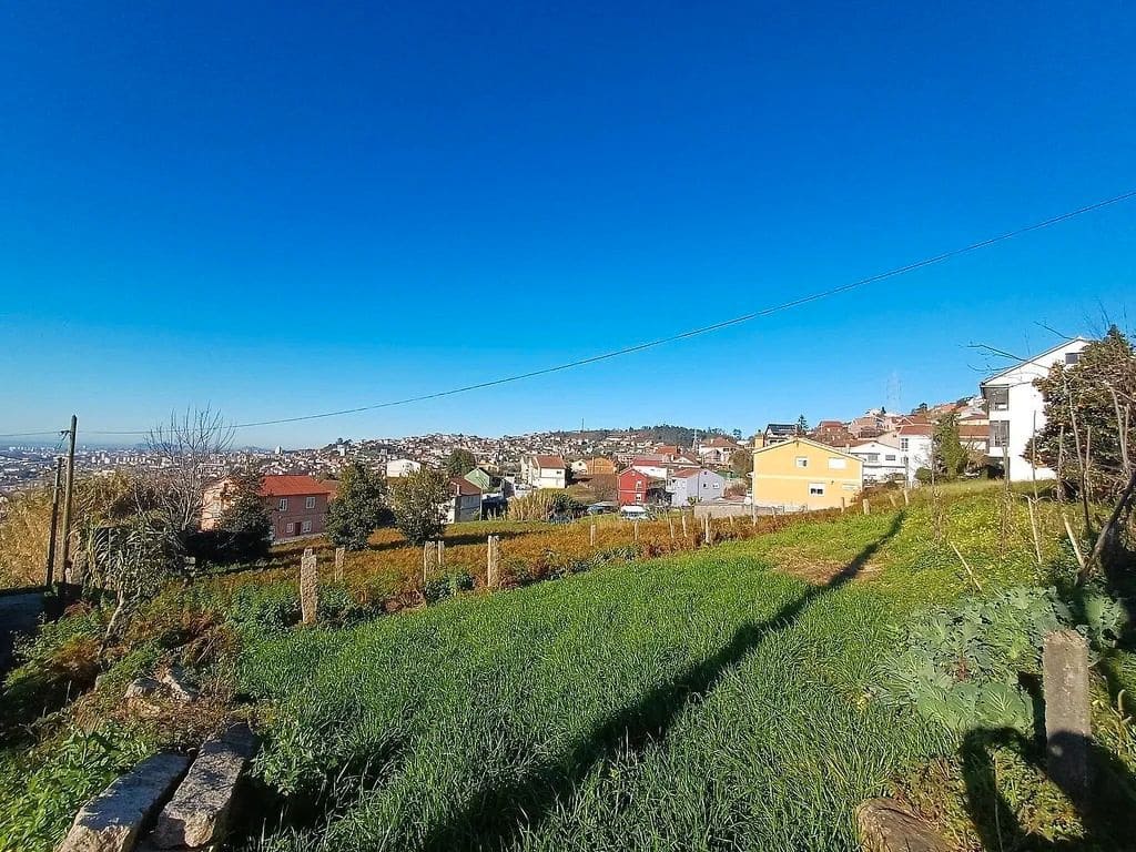 Działka budowlana na sprzedaż w Vigo - 98 000 € (Ref: 9683989)