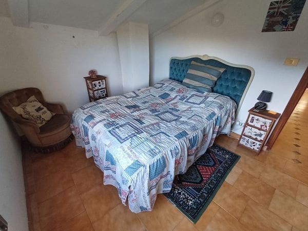 4 makuuhuone Maalaistalo myytävänä paikassa A Guarda mukana 
autotalli - 195 000 € (Ref: 9683991)