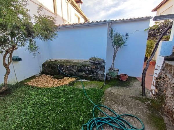 4 makuuhuone Maalaistalo myytävänä paikassa A Guarda mukana 
autotalli - 195 000 € (Ref: 9683991)