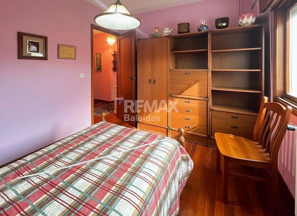 4 bedroom Flat for sale in Vigo with garage - € 449,500 (Ref: 9683996)