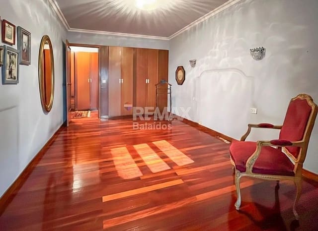 4 chambre Appartement à vendre à Vigo avec garage - 449 500 € (Ref: 9683996)