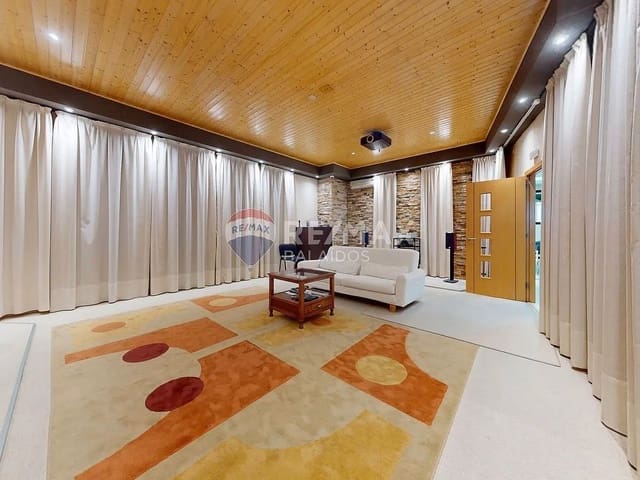 Comercial para venda em Vigo - 248 000 € (Ref: 9683997)