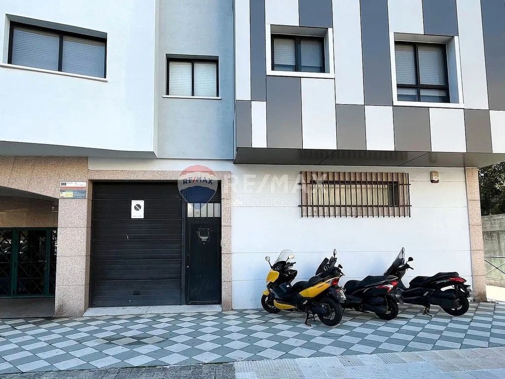 Erhverv til salg i Vigo - € 248.000 (Ref: 9683997)