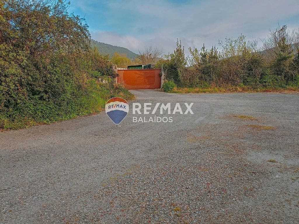 Commercieel te koop in Cangas - € 320.000 (Ref: 9683998)