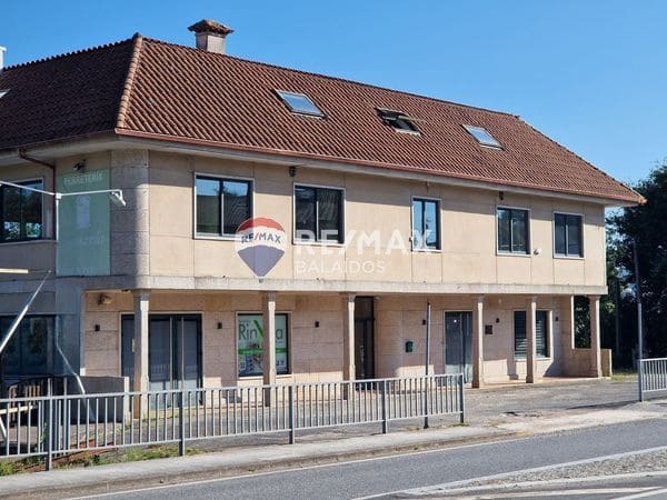 Commercieel te koop in Vigo - € 900.000 (Ref: 9684000)