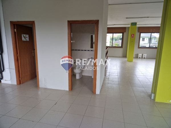 Commercieel te koop in Vigo - € 900.000 (Ref: 9684000)