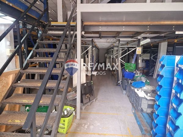 Commercieel te koop in Vigo - € 900.000 (Ref: 9684000)