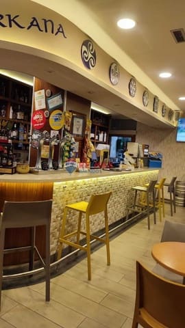 Gewerbe zu verkaufen in Pontevedra Stadt - 260.000 € (Ref: 9684001)