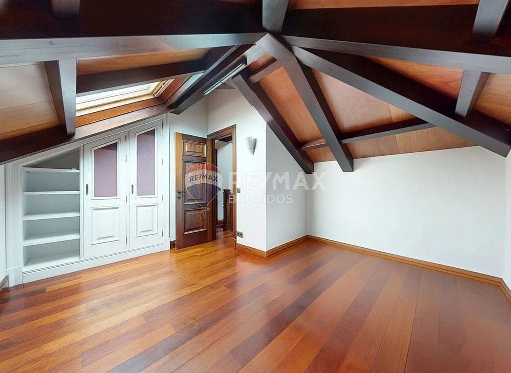 6 slaapkamer Villa te koop in Pontevedra stad met zwembad garage - € 1.250.000 (Ref: 9684003)