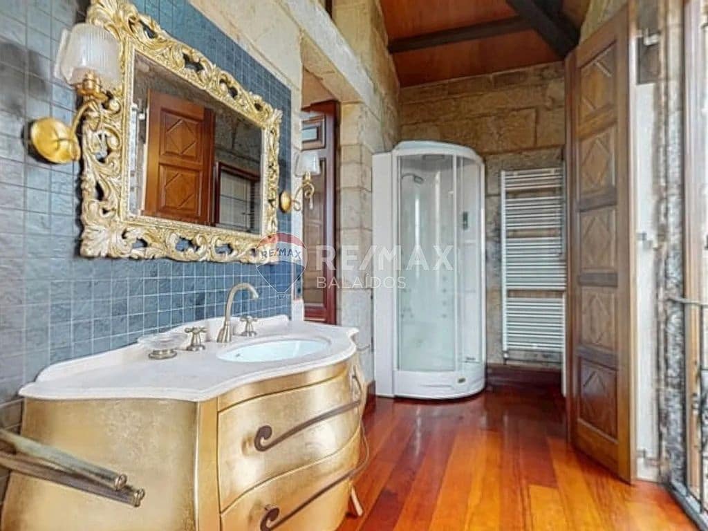 6 slaapkamer Villa te koop in Pontevedra stad met zwembad garage - € 1.250.000 (Ref: 9684003)