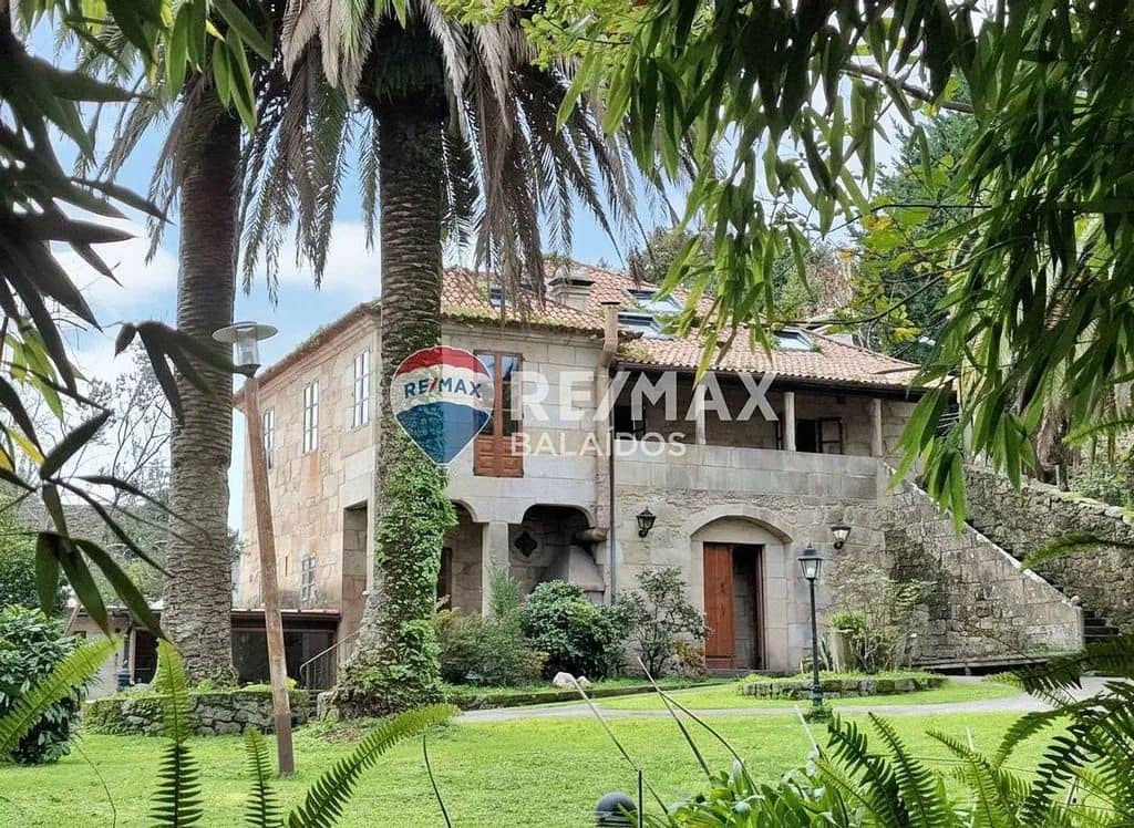 6 slaapkamer Villa te koop in Pontevedra stad met zwembad garage - € 1.250.000 (Ref: 9684003)