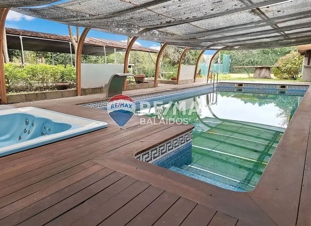 6 soveværelse Villa til salg i Pontevedra by med swimmingpool garage - € 1.250.000 (Ref: 9684003)