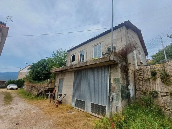 3 slaapkamer Restaurant/bar te koop in A Caniza met garage - € 350.000 (Ref: 9684004)