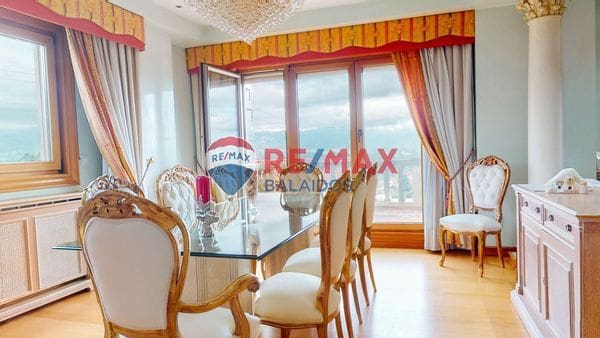 6 bedroom Villa for sale in Mos with pool garage - € 880,000 (Ref: 9684006)