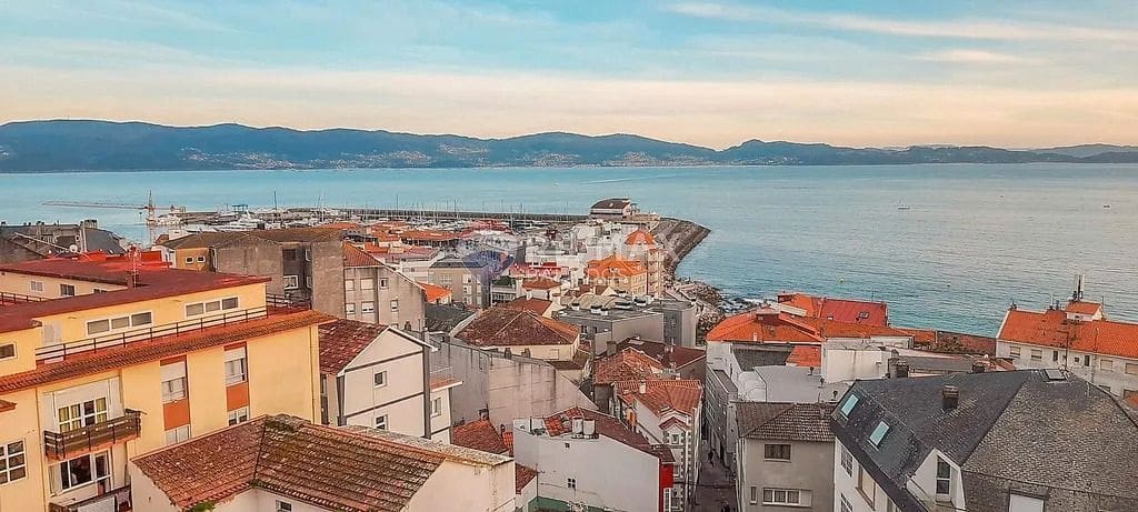 2 bedroom Penthouse for sale in Sanxenxo with garage - € 370,000 (Ref: 9684009)