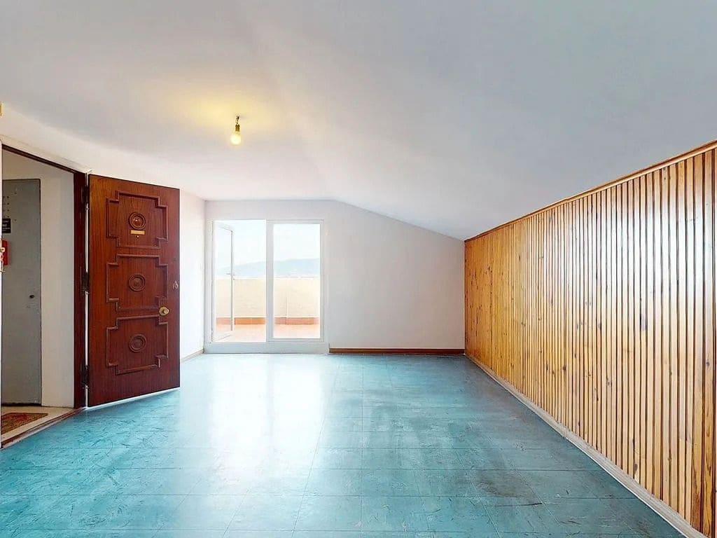 6 bedroom Flat for sale in Vigo with garage - € 520,000 (Ref: 9684010)