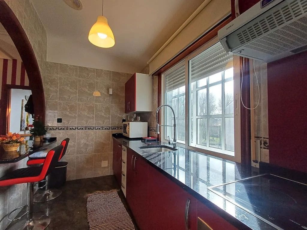 2 bedroom Apartment for sale in A Caniza - € 99,000 (Ref: 9684011)