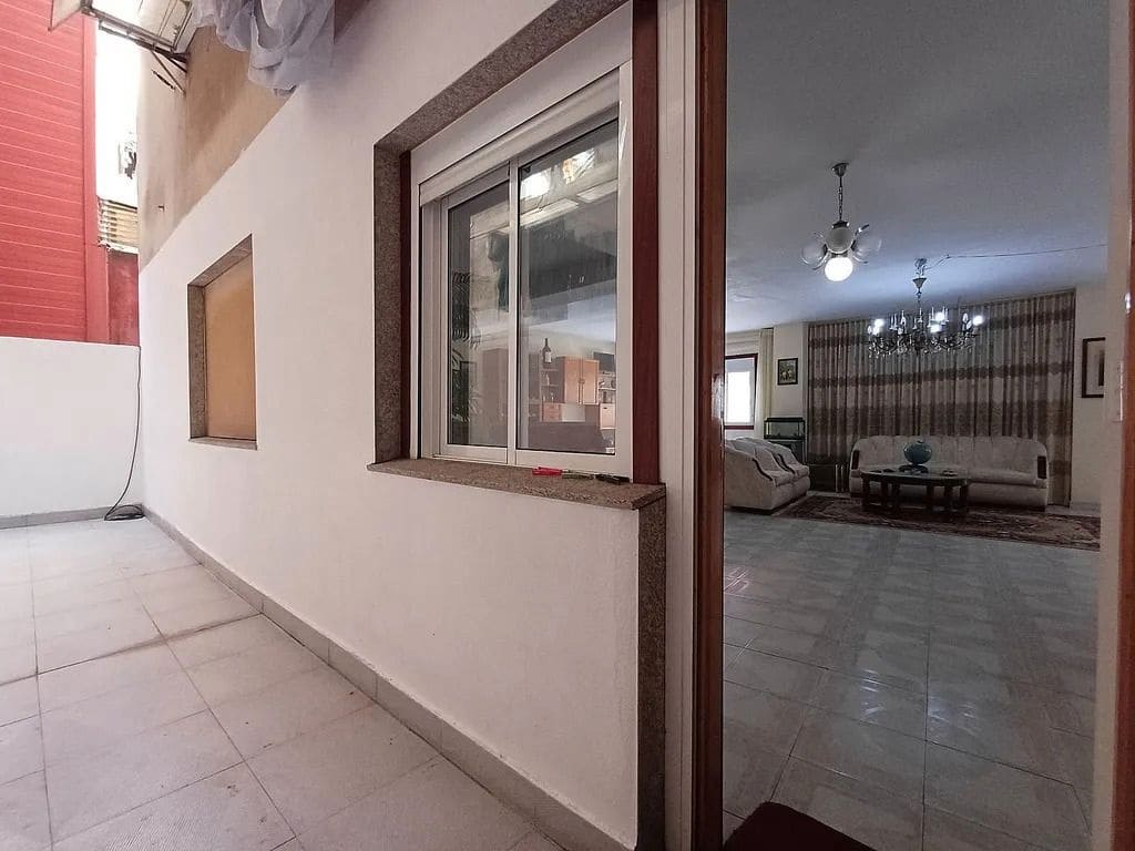 5 Zimmer Wohnung zu verkaufen in Vigo - 360.000 € (Ref: 9684012)