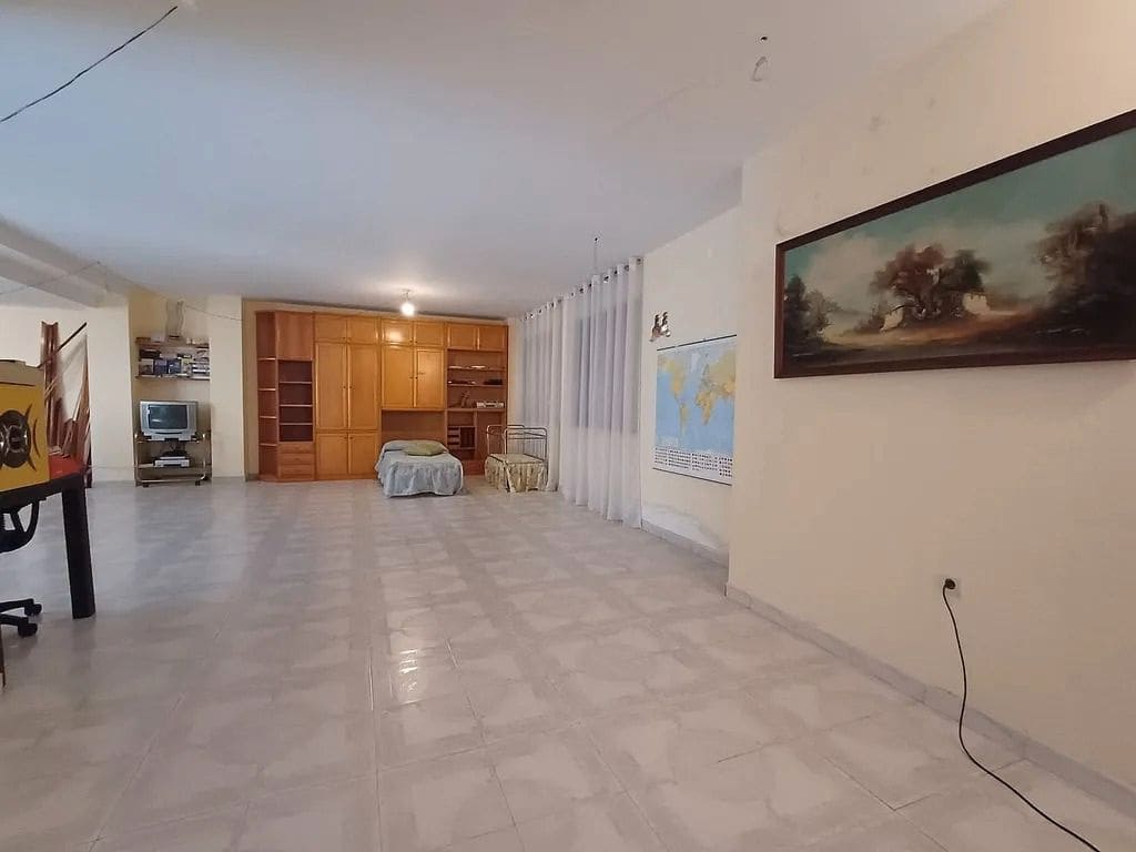 5 Zimmer Wohnung zu verkaufen in Vigo - 360.000 € (Ref: 9684012)