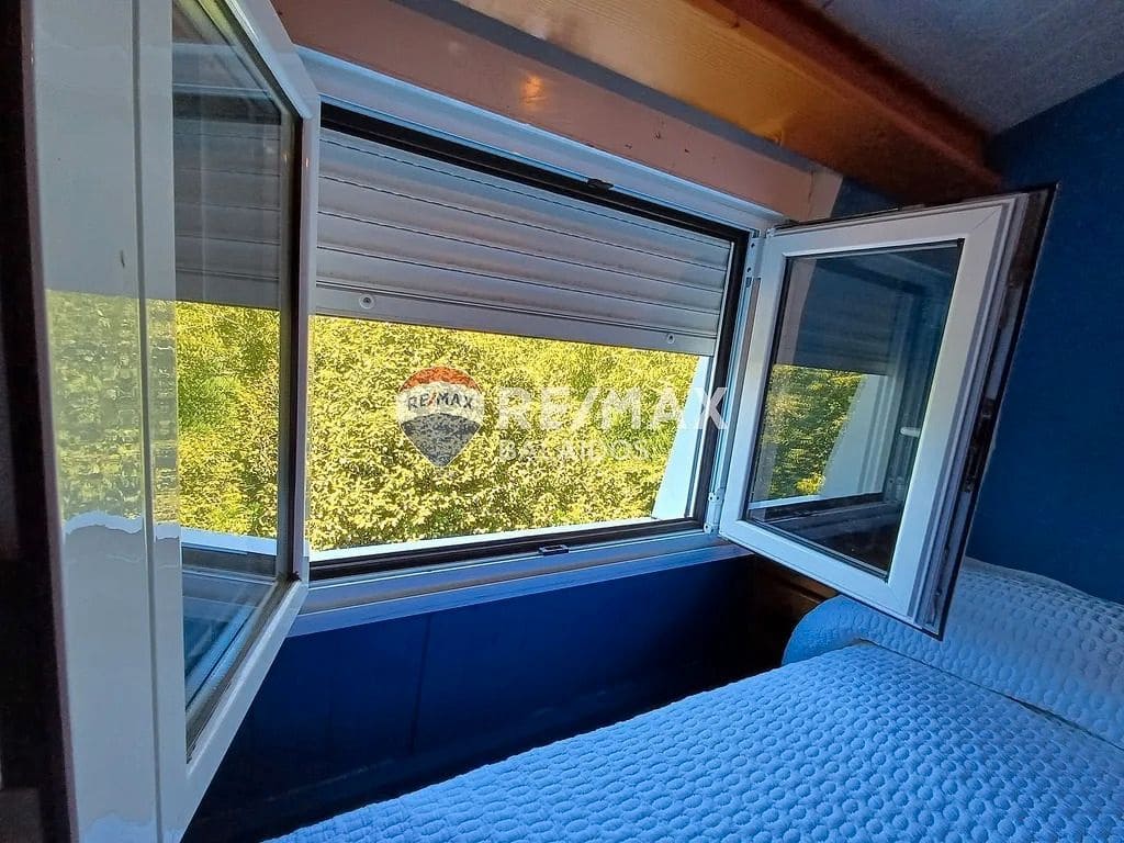 8 makuuhuone Maalaistalo myytävänä paikassa Covelo mukana 
autotalli - 299 000 € (Ref: 9684013)