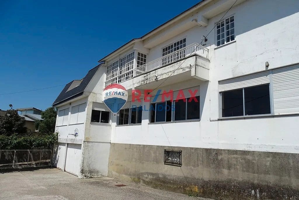 Hotel de 6 habitaciones en Vigo en venta con garaje - 880.000 € (Ref: 9684014)