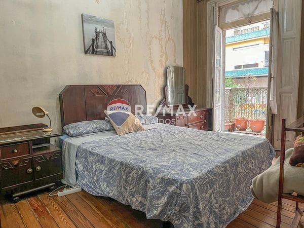 Piso de 5 habitaciones en Vigo en venta - 250.000 € (Ref: 9685276)