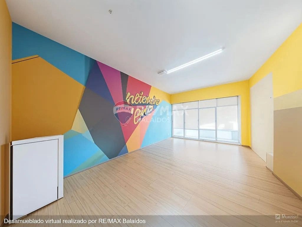 Commercial for sale in Vigo - € 260,000 (Ref: 9685277)