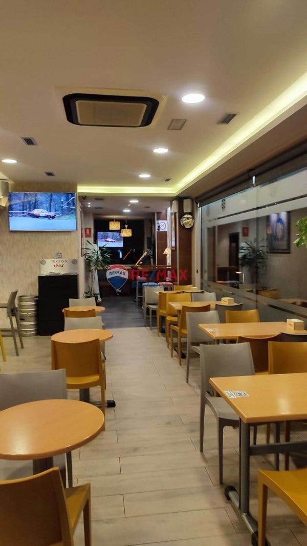 Local Commercial à vendre à Pontevedra ville - 260 000 € (Ref: 9685278)