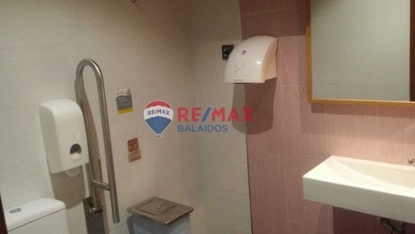 Local Commercial à vendre à Pontevedra ville - 260 000 € (Ref: 9685278)